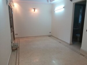 Room in  Shop at Lajpat Nagar I – for Rent