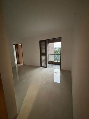 Room in 2 BHK Apartment at Excellaa Tremont, Keshav Nagar – for Rent