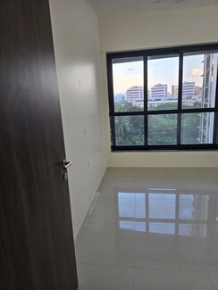 3 BHK + Pooja Room,Servant Room,Study Room,Extra Room,Basement,Store Room Apartment For Rent in Kanakia Paris