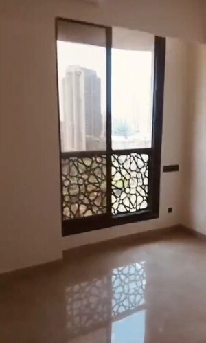 Room in 4 BHK Apartment at Alamdar The Auro, Lower Parel – for Rent