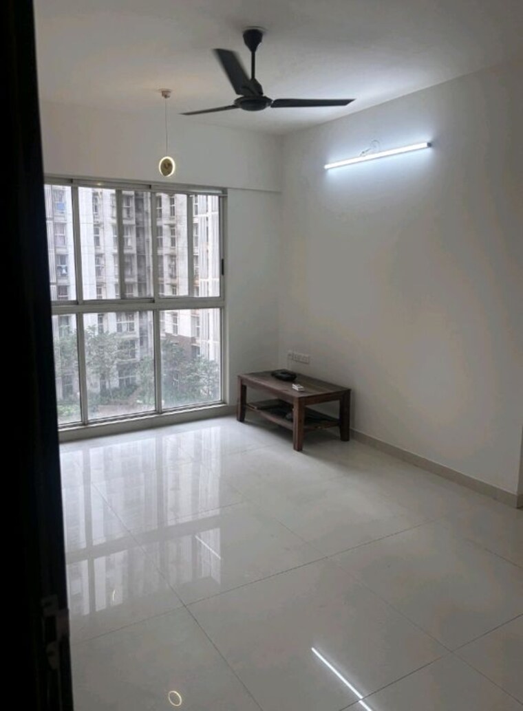 Room, lodha-upper-thane 1.5 Bedroom 540 Sq.Ft. Apartment In Anjur Thane 10362025