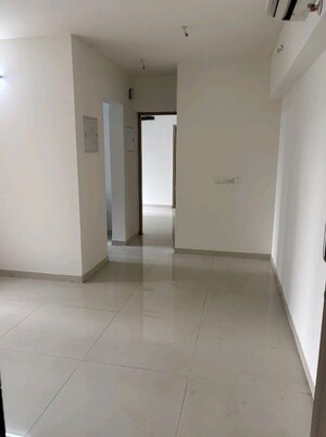 Room in 1.5 BHK Apartment at Lodha Upper Thane, Anjur – for Sale