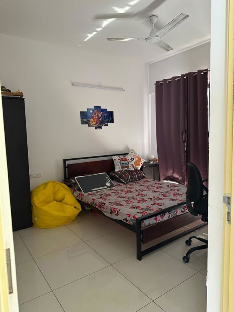 Bedroom, amanora-gold-towers 2 Bedroom 950 Sq.Ft. Apartment In Hadapsar Pune 10362039