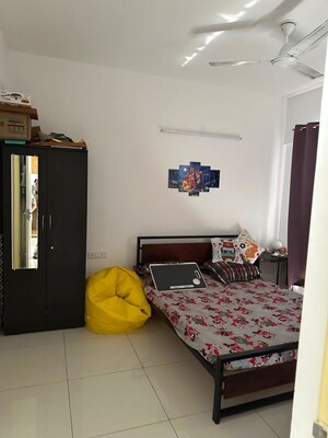 Bedroom in 2 BHK Apartment at Amanora Gold Towers, Hadapsar – for Sale