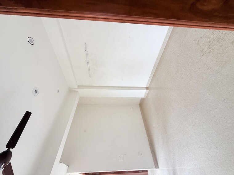 undefined, sector 105 2 Bedroom 112 Sq.Ft. Builder Floor In Sector 105 Noida 10362057