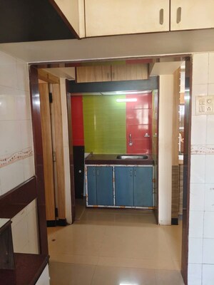 Room in 3 BHK Apartment at Acme Complex 2A, Goregaon West – for Rent