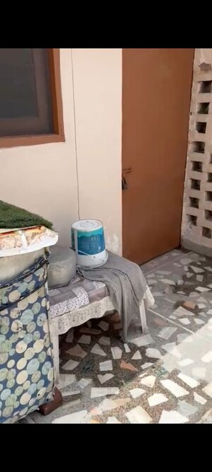 Team Area in 2 BHK Builder Floor at Sector 44 – for Rent