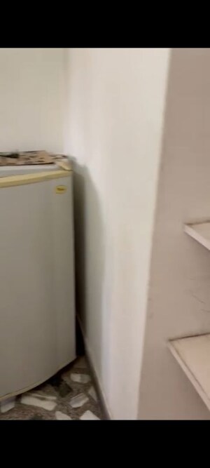 Building Lobby in 2 BHK Builder Floor at Sector 44 – for Rent
