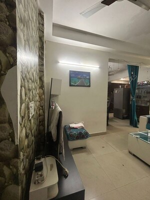 Team Area in 3.5 BHK Apartment at Amrapali Silicon City, Sector 76 – for Sale