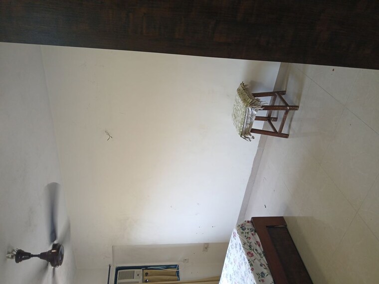 Room, manju-mahal-apartment 1 Bedroom 550 Sq.Ft. Apartment In Pali Hill Mumbai 10362103