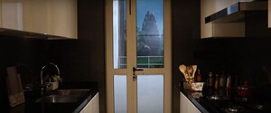 Room in 3 BHK Apartment at Lower Parel – for Sale