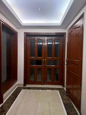 2 BHK Builder Floor For Sale in Lajpat Nagar I