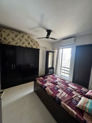 Bedroom in 3 BHK Apartment at Kharghar – for Rent