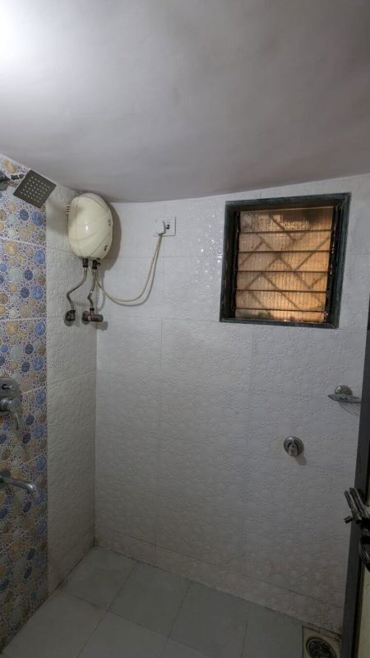 undefined, kharghar 3 Bedroom 1200 Sq.Ft. Apartment In Kharghar Navi Mumbai 10362133