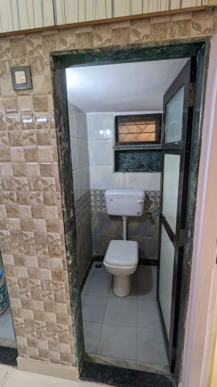 Bathroom, kharghar 3 Bedroom 1200 Sq.Ft. Apartment In Kharghar Navi Mumbai 10362133