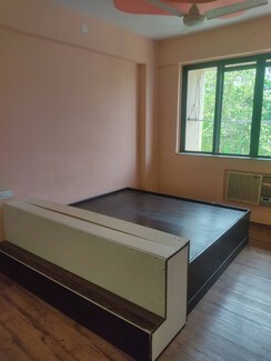 2 BHK Apartment For Rent in Hiranandani Gardens Glen Gate
