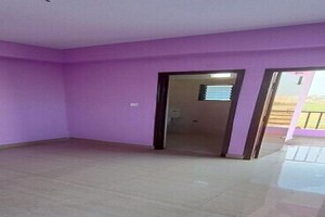 Room in 2 BHK Apartment at Sector V – for Rent