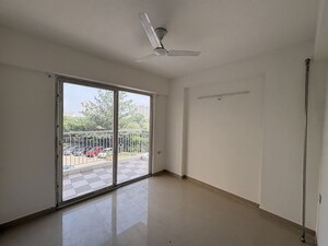 Room in 2 BHK Apartment at Shree Vardhman Green Court, Sector 90 – for Rent