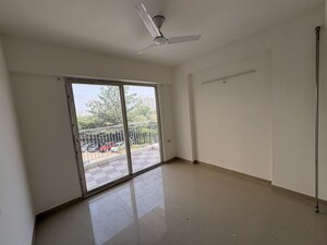 Room in 2 BHK Apartment at Shree Vardhman Green Court, Sector 90 – for Rent