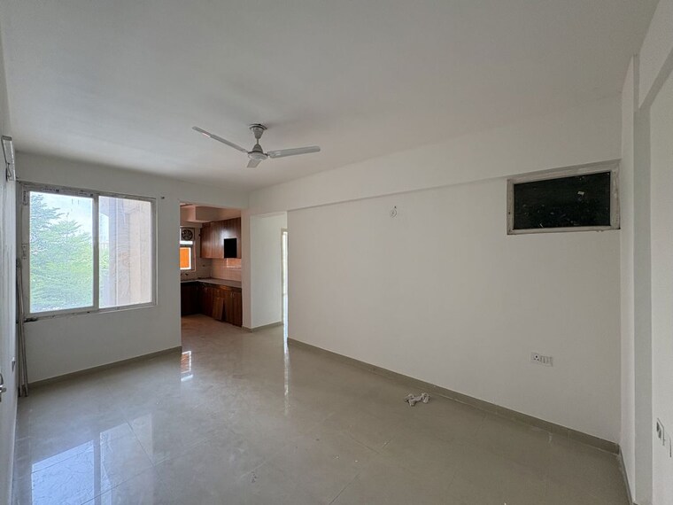 Room, shree-vardhman-green-court 2 Bedroom 390 Sq.Ft. Apartment In Sector 90 Gurgaon 10362164