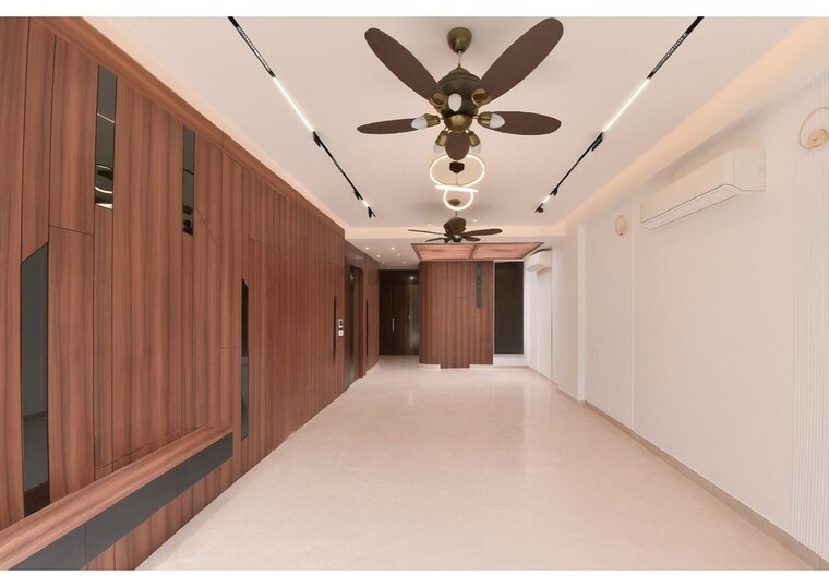 Room, dlf phase i 3 Bedroom 200 Sq.Yd. Builder Floor In Dlf Phase I Gurgaon 10362167