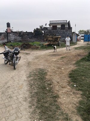   Plot at Krishna Iscon Valley, Gosainganj – for Sale