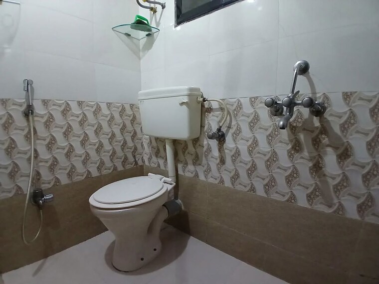 Bathroom, sujata-apartments-santacruz-east 1 Bedroom 350 Sq.Ft. Apartment In Santacruz East Mumbai 10362246