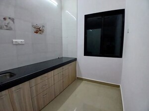 Room in 1 BHK Apartment at Sujata Apartments Santacruz East, Santacruz East – for Rent
