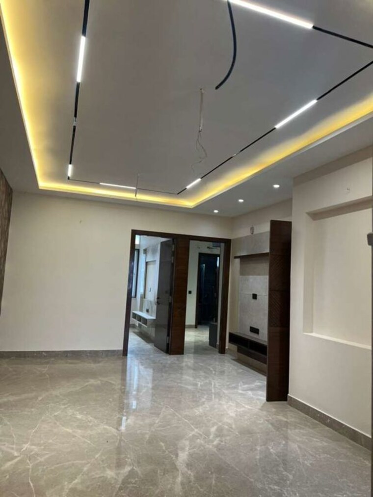 Room, ashok vihar 3 Bedroom 150 Sq.Yd. Builder Floor In Ashok Vihar Delhi 10362266