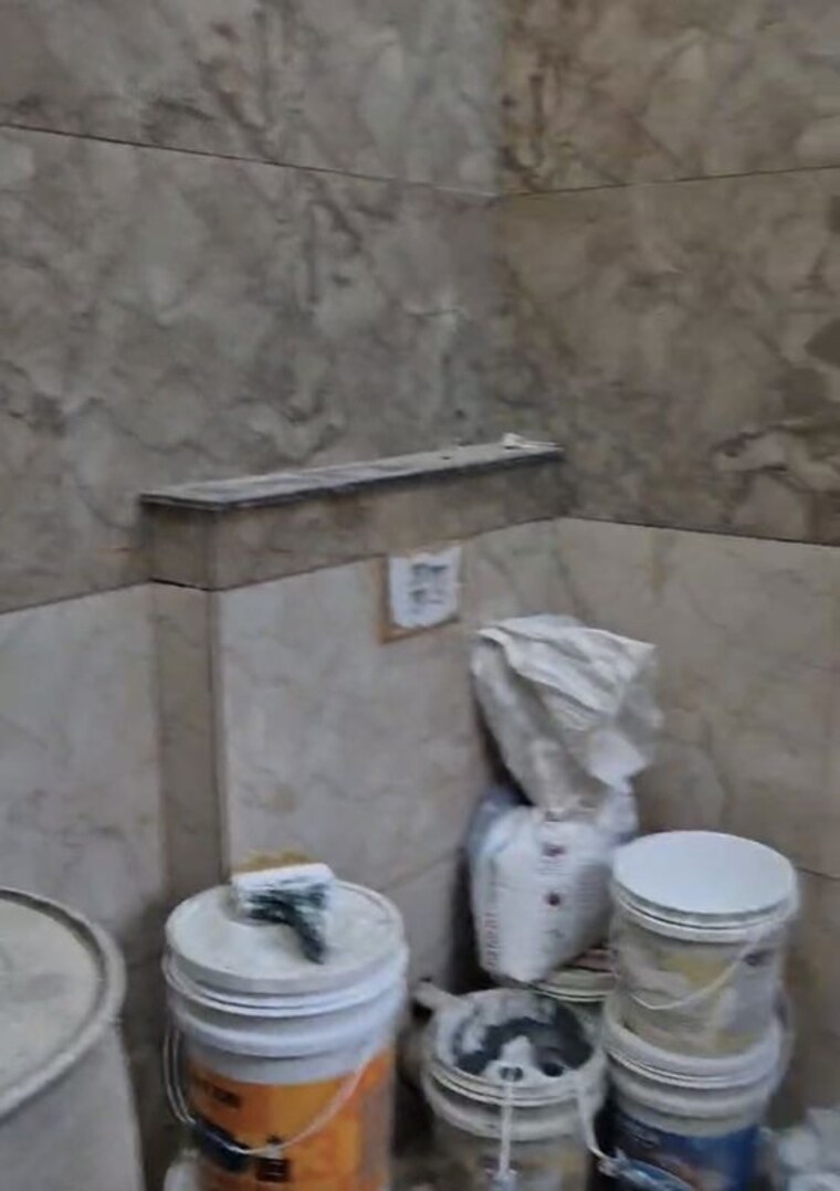 Bathroom, lohgarh 3 Bedroom 180 Sq.Yd. Independent House In Lohgarh Zirakpur 10362256