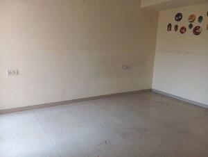 Room in 2 BHK Apartment at Cosmos Classique, Ghodbunder Road – for Rent