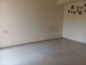 Room in 2 BHK Apartment at Cosmos Classique, Ghodbunder Road – for Rent