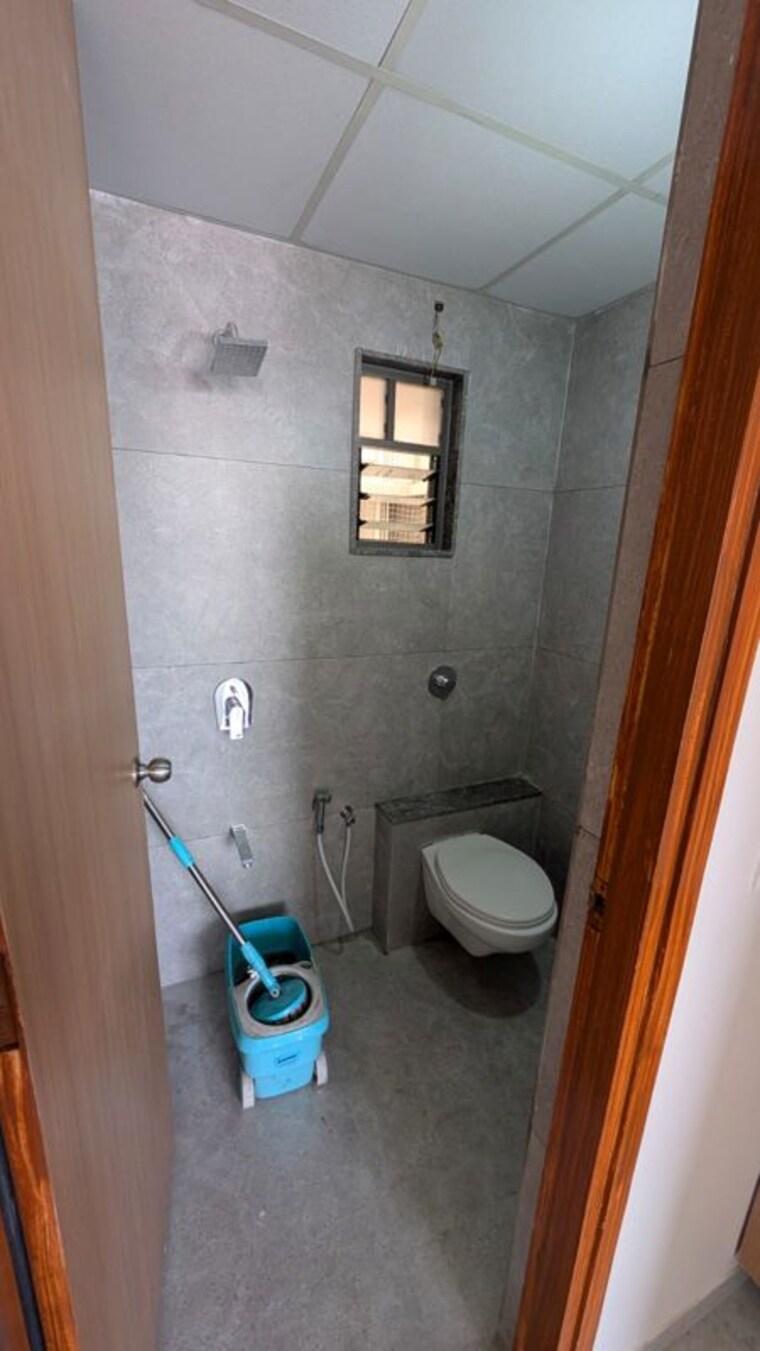 Bathroom, sola road 2 Bedroom 1100 Sq.Ft. Apartment In Sola Road Ahmedabad 10362263