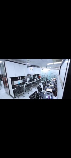 Parking in  Office Space at Netaji Subhash Place – for Rent