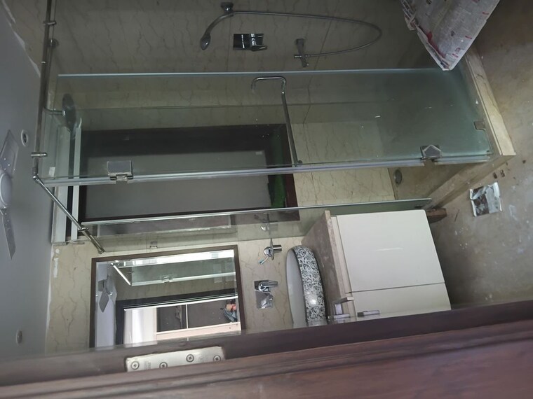 Attached Bathroom, lajpat nagar i 3 Bedroom 1800 Sq.Ft. Builder Floor In Lajpat Nagar I Delhi 10362278