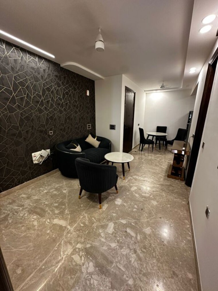 Team Area, sector 52 2 Bedroom 1800 Sq.Ft. Builder Floor In Sector 52 Gurgaon 10362291