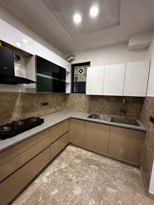 Kitchen in 2 BHK Builder Floor at Sector 52 – for Rent