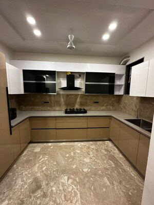 Kitchen in 2 BHK Builder Floor at Sector 52 – for Rent