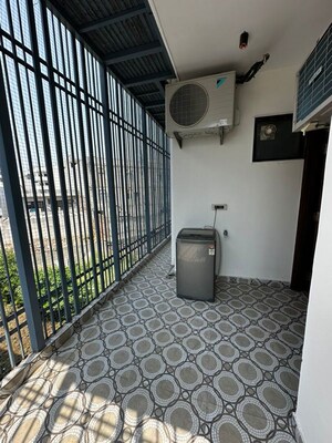 Balcony in 2 BHK Builder Floor at Sector 52 – for Rent