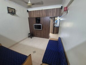 1 BHK Apartment For Rent in Vijay Kunj CHS, Santacruz East