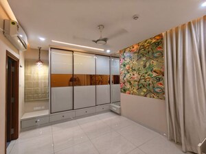 Room in 3 BHK Apartment at Aparna Sarovar Zenith, Nallagandla – for Rent