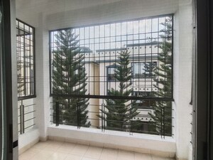 Room in 3 BHK Apartment at Aakruthi Silverline, Somasundarapalya – for Rent