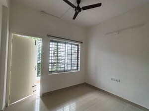 Room in 3 BHK Apartment at Aakruthi Silverline, Somasundarapalya – for Rent