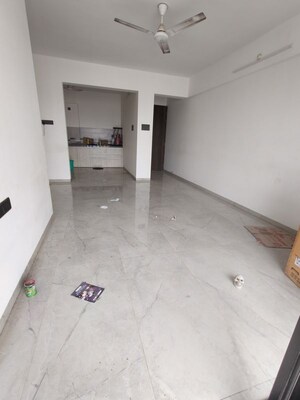 Room in 2 BHK Apartment at Kharadi – for Rent