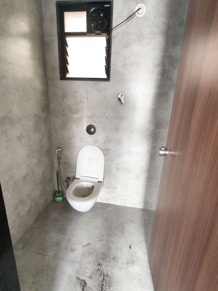 Bathroom, kharadi 2 Bedroom 800 Sq.Ft. Apartment In Kharadi Pune 10362141
