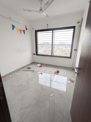 Room in 2 BHK Apartment at Kharadi – for Rent