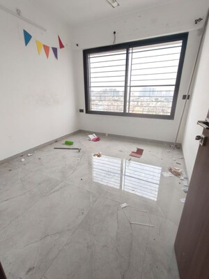 Room in 2 BHK Apartment at Kharadi – for Rent
