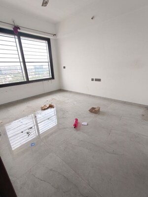 Room in 2 BHK Apartment at Kharadi – for Rent