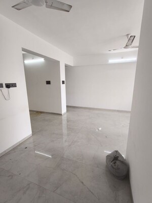 Room in 2 BHK Apartment at Kharadi – for Rent