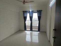 1 BHK Apartment For Rent in Roshan Milestone